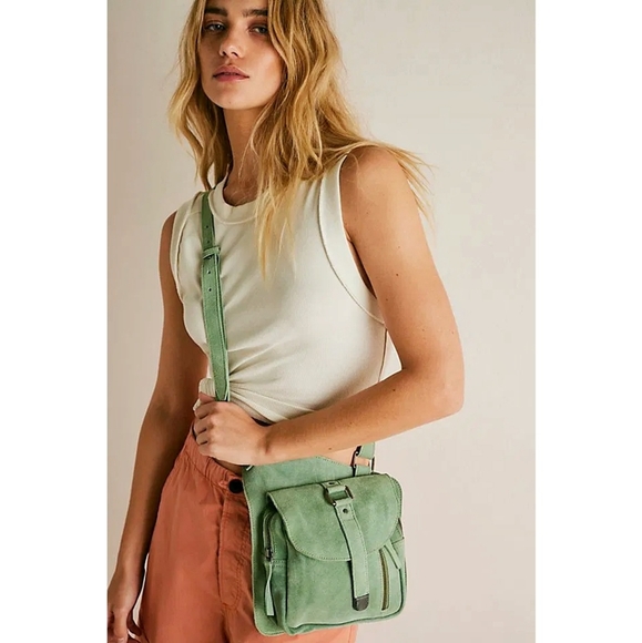 Free People Handbags - NWOT Free People Cornell Suede Bohemian Crossbody Shoulder Bag